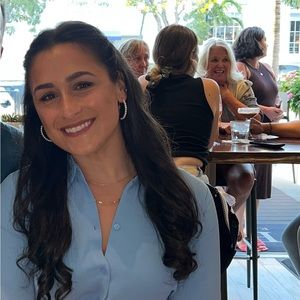 Meet your Posher, Courtney